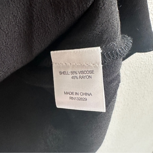 NWT Lovers & Friends Black Off-Shoulder Halter Top XS - Picture 5 of 12